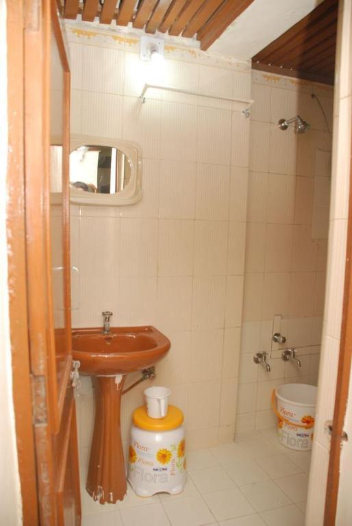 Royal Hotel Ahmedabad Luaran gambar